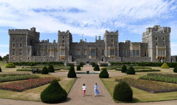 40년만에 처음으로 공개된 Windsor Castle의 East Terrace Garden을 대중들이 산책하 수 있다. AFP or licensors